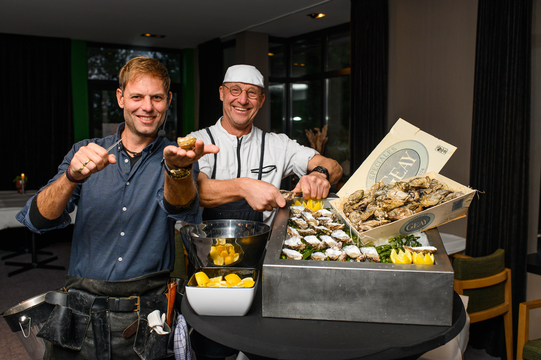 Oysters | Arie Kuijt | Fish show